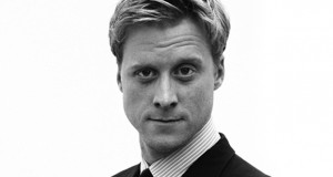 Alan Tudyk on The RIOT