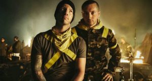 twenty one pilots premieres another new music video