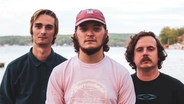 idle threat premieres a video for no turning back