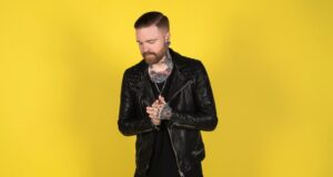 Matty Mullins releases last-minute Christmas song