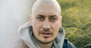 John Van Deusen announces summer 2025 tour